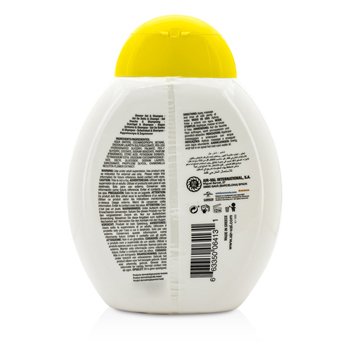 AIR VAL INTERNATIONAL Minions 2 In 1 Shower Gel & Shampoo Size: 300ml/10.2oz
